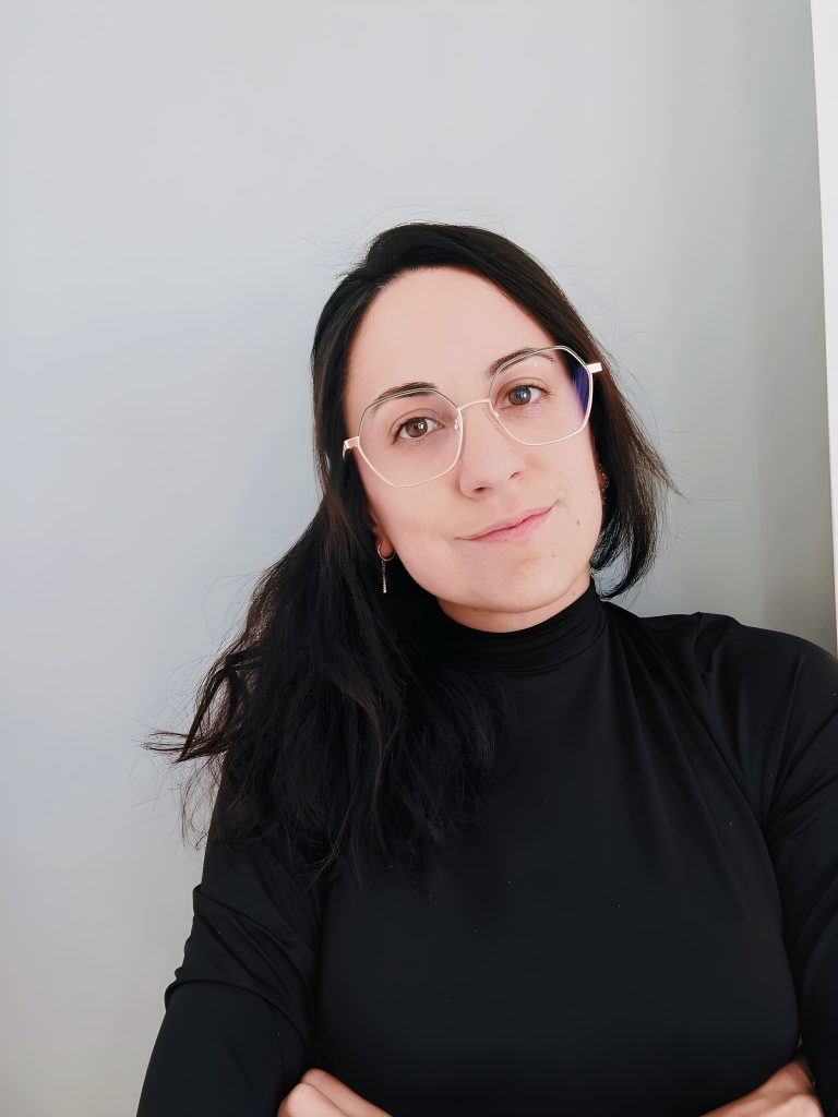 Àngela Gómez Vidal_Compositora - Adora Sheet Music